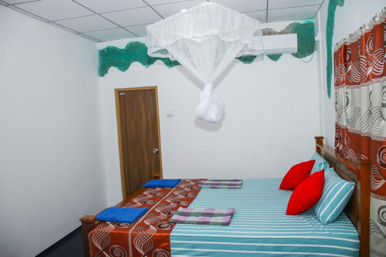 Sigiri Sandilu Homestay Sigirija Zewnętrze zdjęcie
